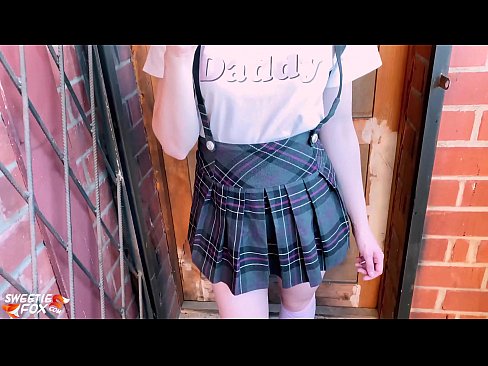 ❤️ Msichana wa shule Ananyonya Dick yake kwa kina na kutombana badala ya madarasa. Pono ya kupendeza ️❤